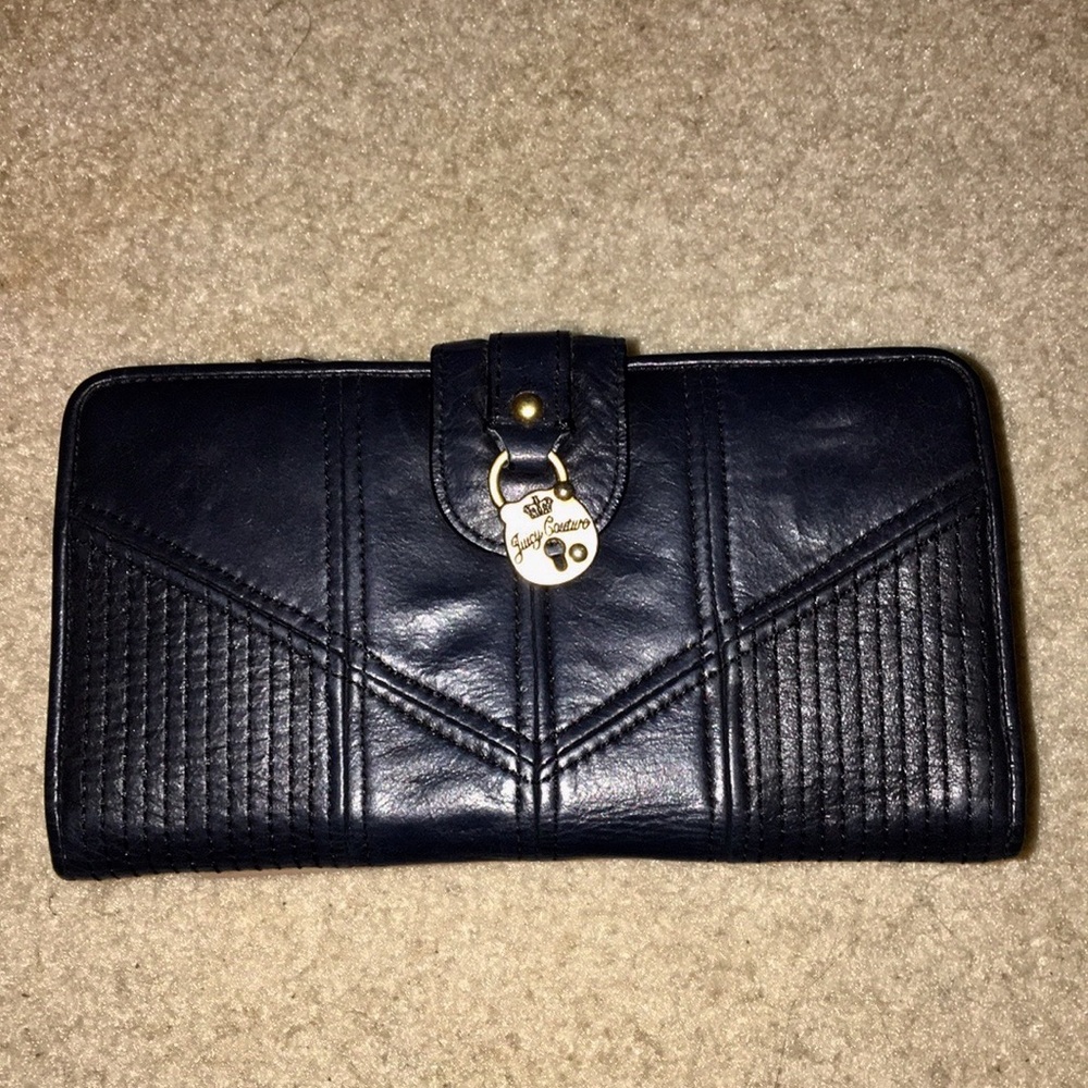 Juicy Couture Leather Clutch Wallet